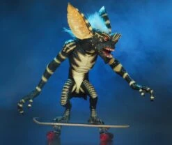 NECA Gremlins - Ultimate Stripe Actionfigur -Angebote Figuren Store 037455afd7b7ab9c61e32eeb02b5f435e4754a04f819740a2371217ab614ce46