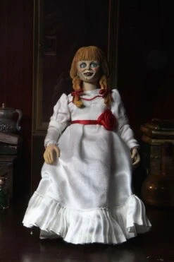 NECA The Conjuring Universe - Annabelle Clothed Actionfigur -Angebote Figuren Store 1489310 1
