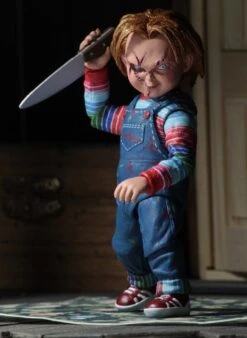 NECA Chucky - Ultimate Chucky Actionfigur -Angebote Figuren Store 3e5a3bbab51a7d0ef8162807b55665a1b46de5acc24e4d7ba31555d250296941