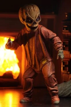 NECA Trick R Treat - Ultimate Sam Actionfigur -Angebote Figuren Store 56049 4