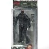 The Walking Dead TV Series 4 - Figur Gas Mask Riot Gear Zombie