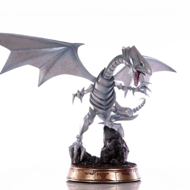 Diverse First 4 Figures - Yu-Gi-Oh! - Blue-Eyes White Dragon - White Edition - Figur 1 Diverse First 4 Figures - Yu-Gi-Oh! - Blue-Eyes White Dragon - White Edition - Figur