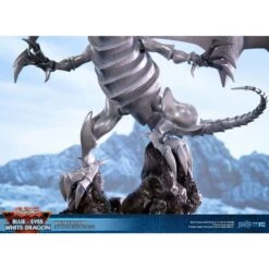Diverse First 4 Figures - Yu-Gi-Oh! - Blue-Eyes White Dragon - White Edition - Figur 34 Diverse First 4 Figures - Yu-Gi-Oh! - Blue-Eyes White Dragon - White Edition - Figur -Angebote Figuren Store blue eyes white dragon white edition statue 35 cm 14