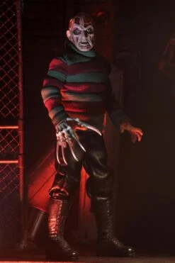 NECA Nightmare On Elm Street - New Nightmare Freddy Clothed Figur -Angebote Figuren Store c7e725331a0589fc4f018f075b11375b7626ac4f2d344d10b20552488594ab93