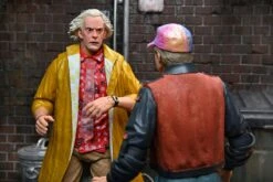 NECA Zurück In Die Zukunft 2 - Ultimate Doc Brown - Actionfigur -Angebote Figuren Store doc 11 scaled 1