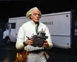 NECA Zurück In Die Zukunft - Doc Brown 1985 Ultimate Actionfigur -Angebote Figuren Store doc2 scaled 1