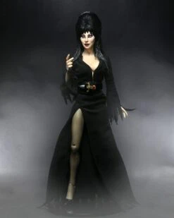 NECA Elvira, Mistress Of The Dark - Clothed Actionfigur -Angebote Figuren Store elvira2 scaled 2