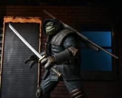 NECA Teenage Mutant Ninja Turtles - The Last Ronin (Armoured) Ultimate Figur -Angebote Figuren Store ronin3 scaled 1
